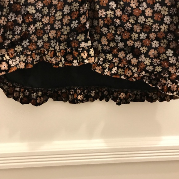 NWT Madewell Velvet Tulip Sleeve Ruffle Top Small - Picture 8 of 12